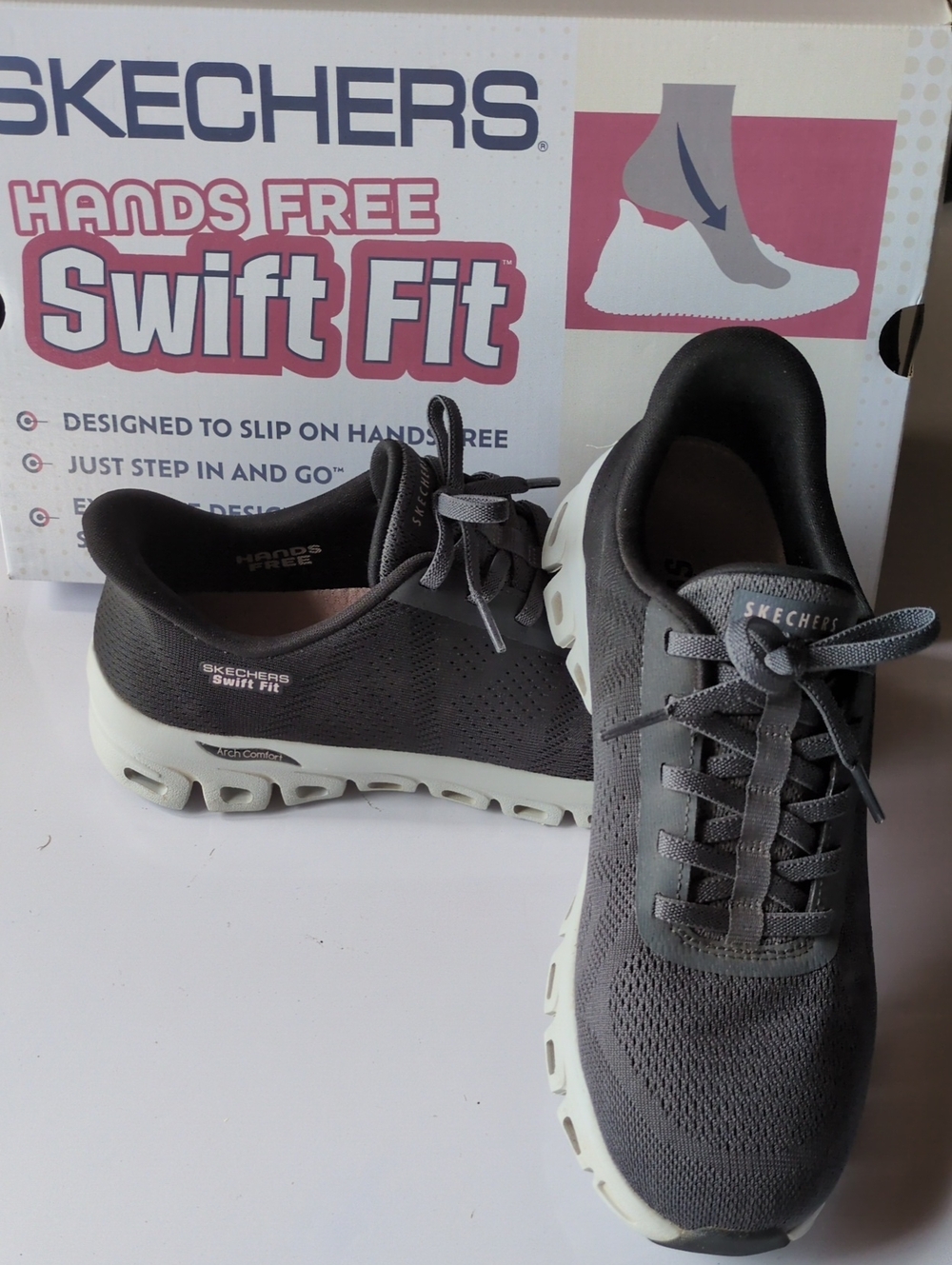 Sketchers Swift Fit Hands Free Black Charcoal Ombre Sz 8 Womens Shoes